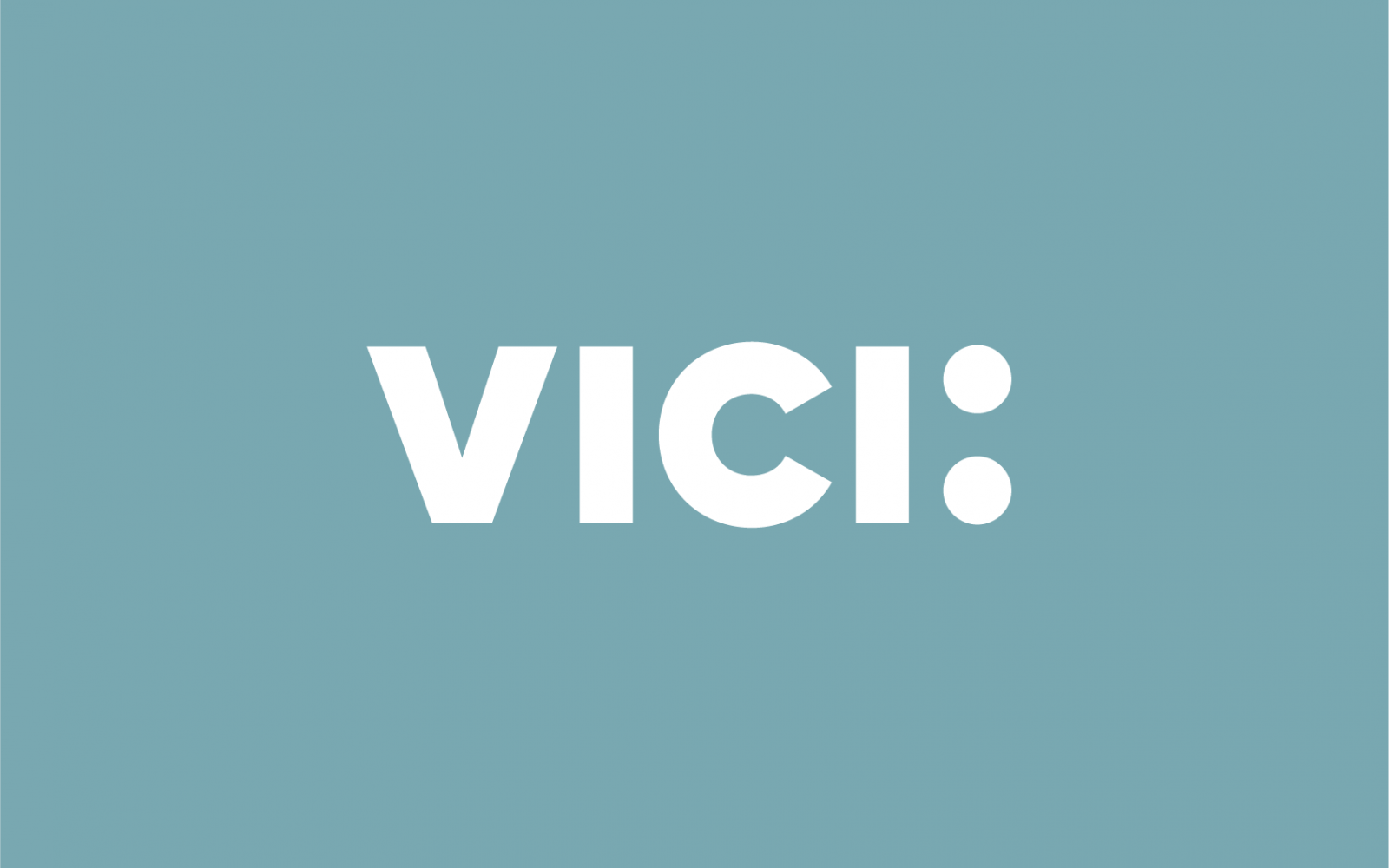 Vici advokatbyrås nya logga i vitt och blått